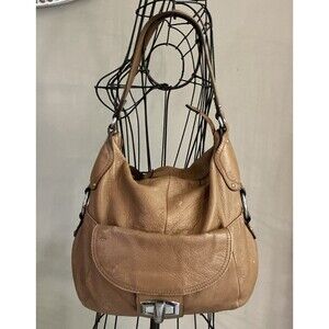B. Makowsky Brown Pebbled Leather Hobo Camel Handbag